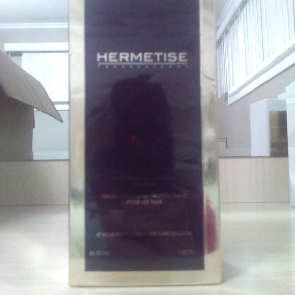 HERMETISE COLLAGEN EYE SERUM-REDUCES DARK CIRCLES- 1.02 fl oz / 30 ml-NEW-SEALED - Picture 3 of 9